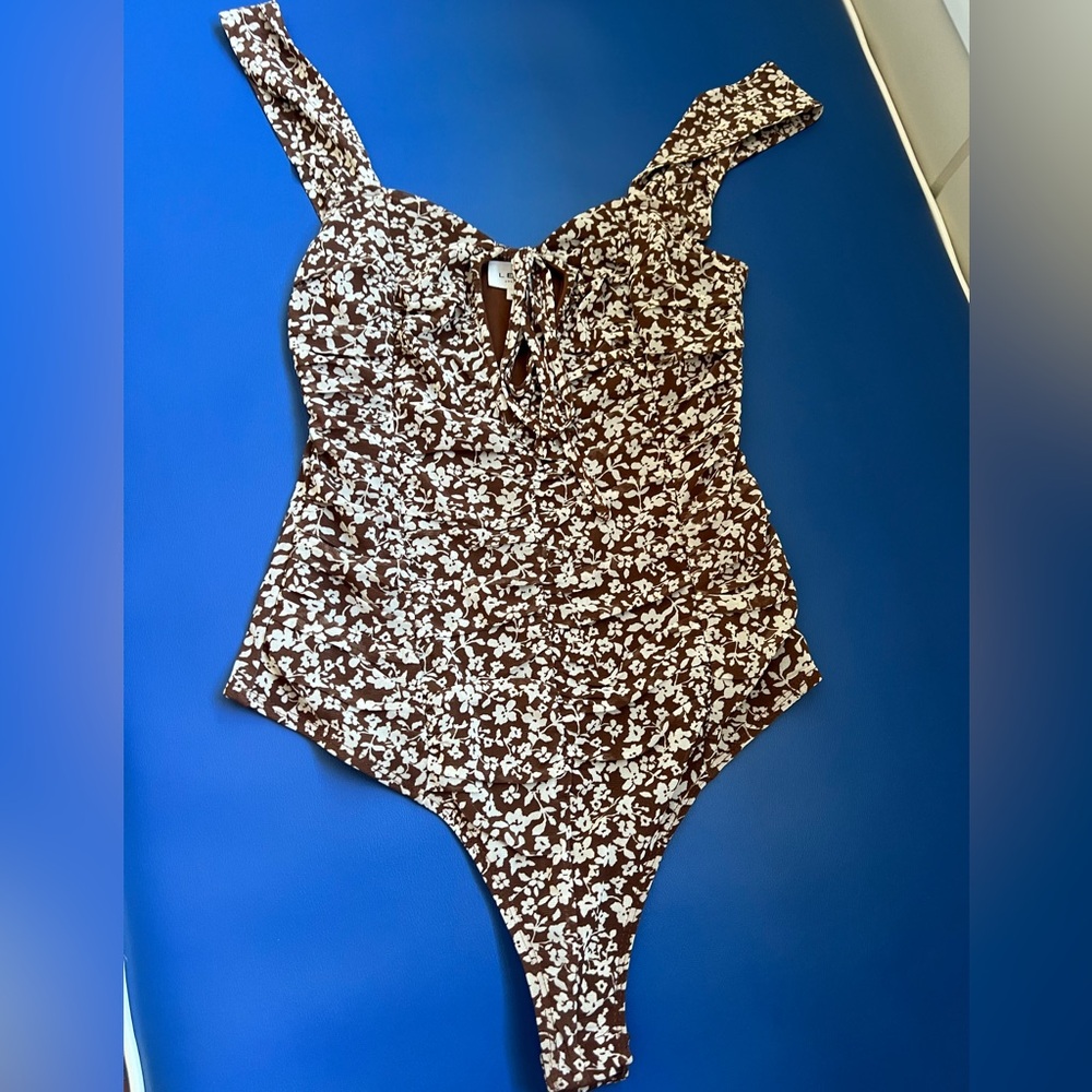 Lelis Bodysuit